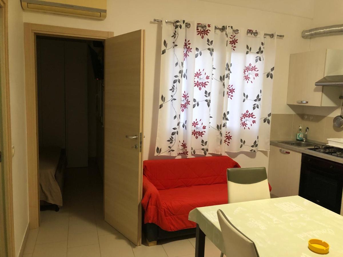 Mansarda Mentana Due Apartman Vittoria Kültér fotó
